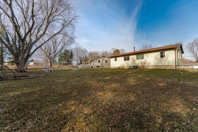 306 4th Avenue NE, Byron, MN 55920