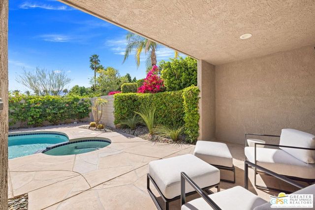997 N Sundance Circle, Palm Springs, CA 92262