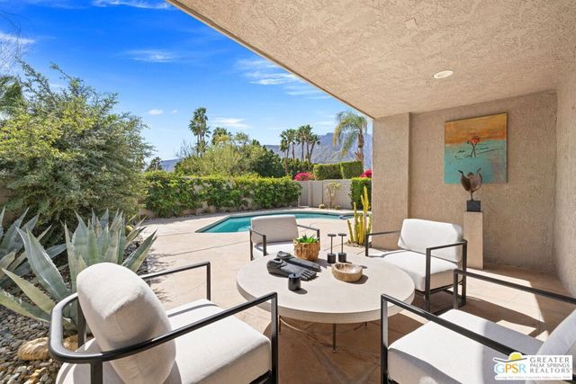997 N Sundance Circle, Palm Springs, CA 92262