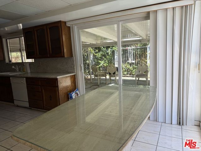 6417 Wystone Avenue, Los Angeles, CA 91335