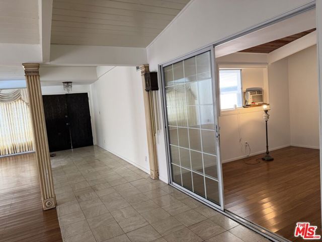6417 Wystone Avenue, Los Angeles, CA 91335