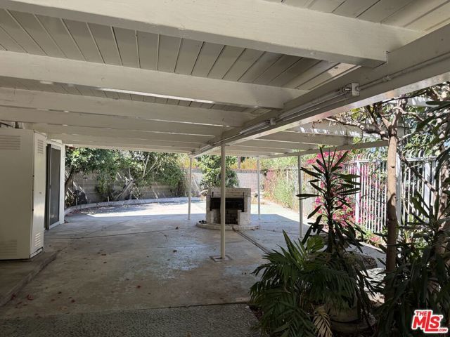 6417 Wystone Avenue, Los Angeles, CA 91335
