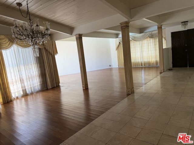 6417 Wystone Avenue, Los Angeles, CA 91335