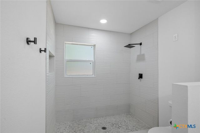 1110 Buena Vista Avenue, Victoria, TX 77901