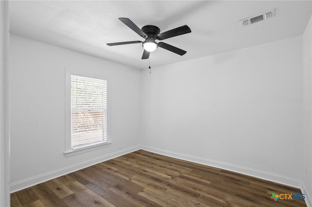 1110 Buena Vista Avenue, Victoria, TX 77901