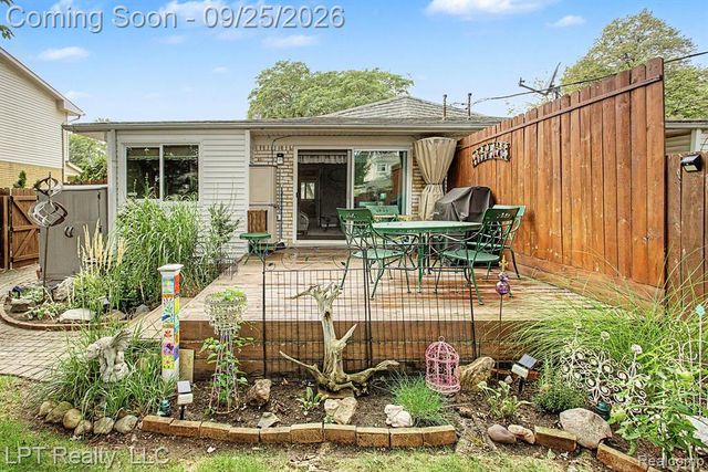 3222 Woodland Avenue, Royal Oak, MI 48073