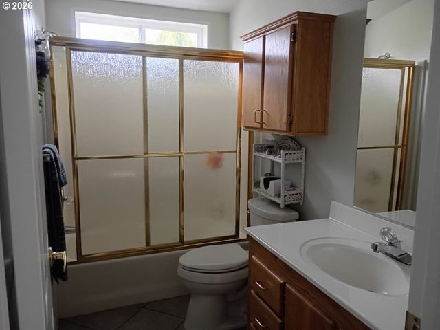 2490 BLUE BOY Ln, Eugene, OR 97404