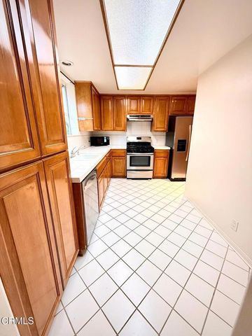 1811 Manning 201, Los Angeles, CA 90025