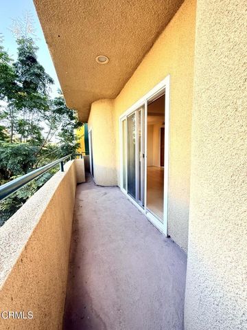 1811 Manning 201, Los Angeles, CA 90025