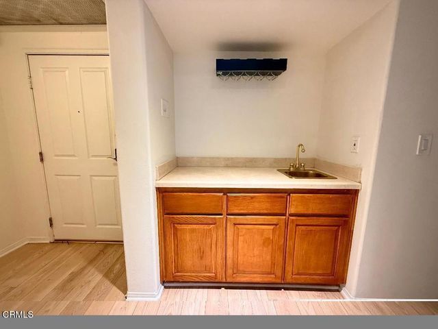 1811 Manning 201, Los Angeles, CA 90025