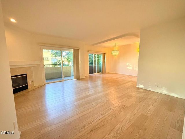1811 Manning 201, Los Angeles, CA 90025