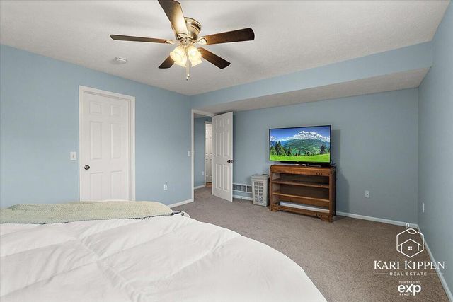 1698 Trent Ridge Court, Cedar Springs, MI 49319