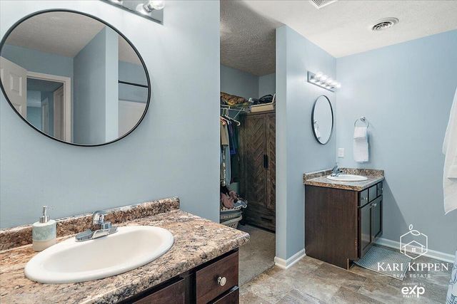 1698 Trent Ridge Court, Cedar Springs, MI 49319