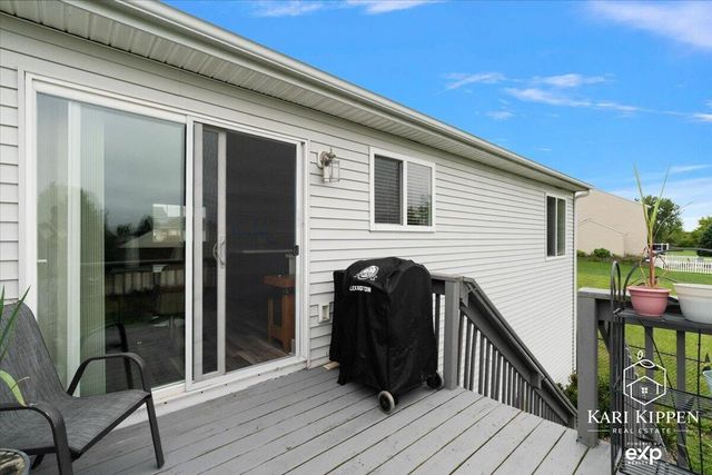 1698 Trent Ridge Court, Cedar Springs, MI 49319