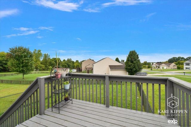 1698 Trent Ridge Court, Cedar Springs, MI 49319