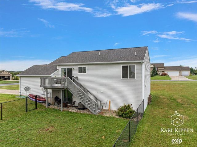 1698 Trent Ridge Court, Cedar Springs, MI 49319