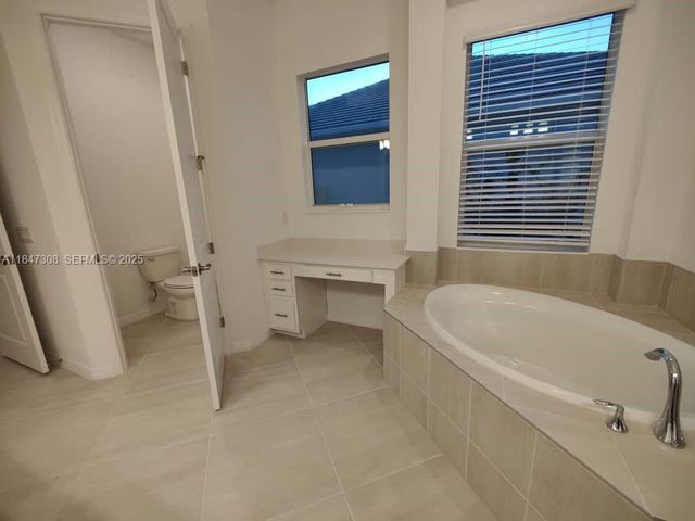 5508 W Whistling Straights CT 508, Ave Maria, FL 34142