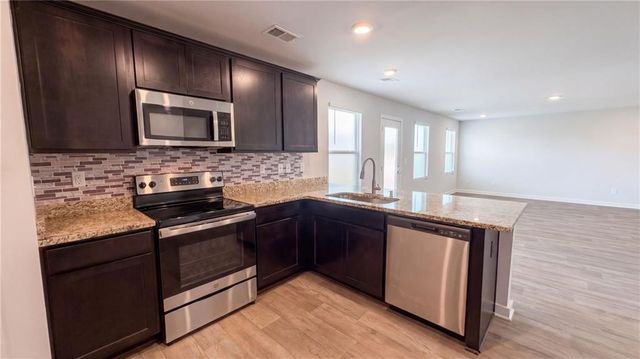 800 Maduro Way, Mcdonough, GA 30253