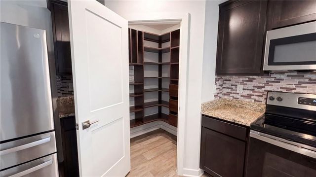 800 Maduro Way, Mcdonough, GA 30253