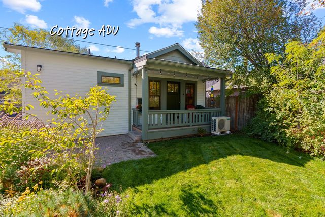 827 NW Delaware Avenue, Bend, OR 97703