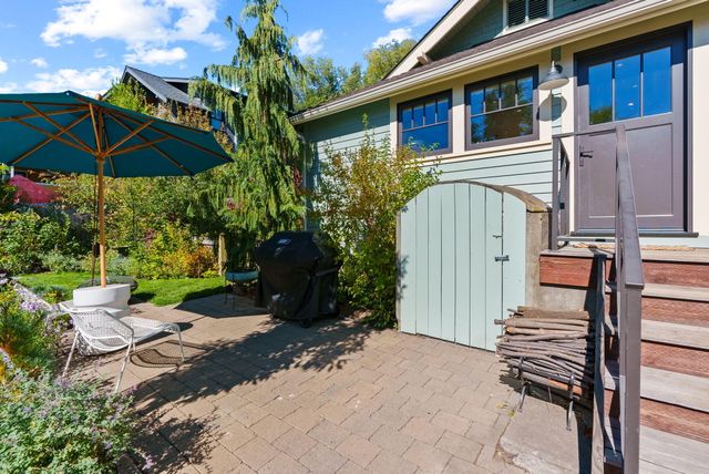 827 NW Delaware Avenue, Bend, OR 97703