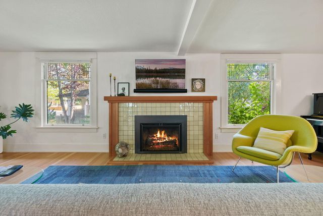 827 NW Delaware Avenue, Bend, OR 97703