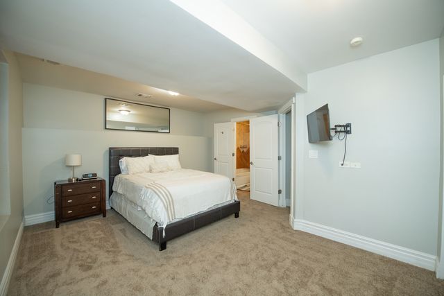 4852 S Prairie Avenue 1B, Chicago, IL 60615