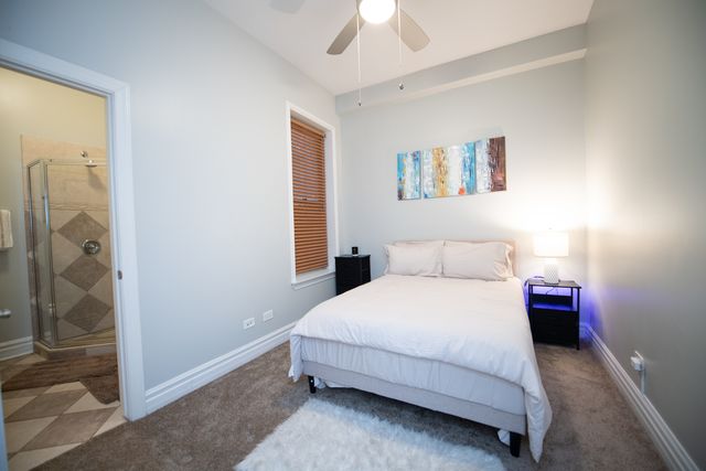 4852 S Prairie Avenue 1B, Chicago, IL 60615