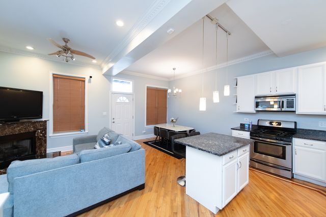 4852 S Prairie Avenue 1B, Chicago, IL 60615