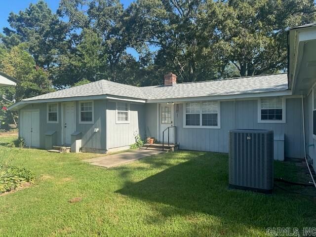 718 N Barnes St, Lonoke, AR 72086