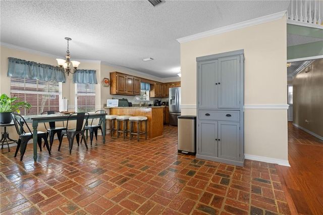 2270 Moss Creek Court, Mobile, AL 36695