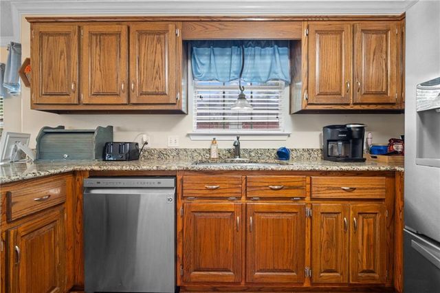2270 Moss Creek Court, Mobile, AL 36695