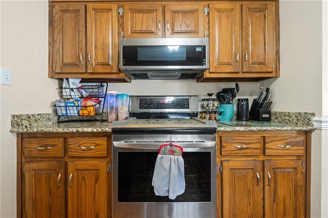 2270 Moss Creek Court, Mobile, AL 36695