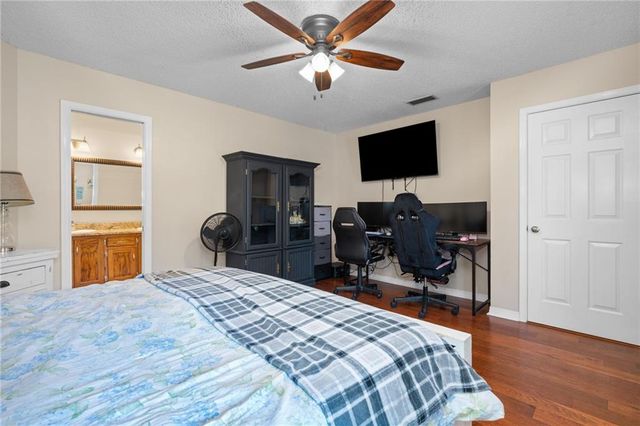 2270 Moss Creek Court, Mobile, AL 36695