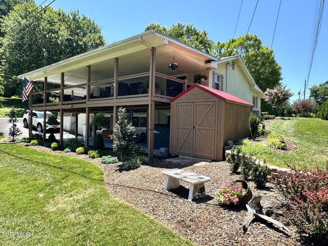 400 Baywood Drive, Piney Flats, TN 37686