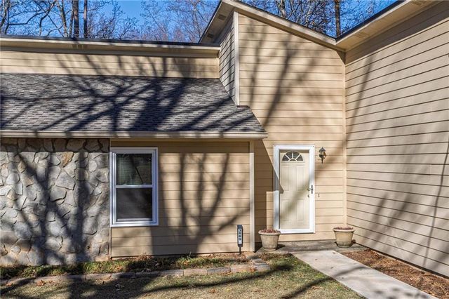 3889 Smokemist Trace, Lawrenceville, GA 30044