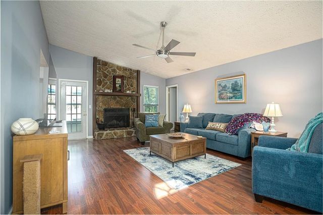 3889 Smokemist Trace, Lawrenceville, GA 30044