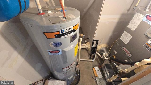 49 DARIEN DR, Bunker Hill, WV 25413