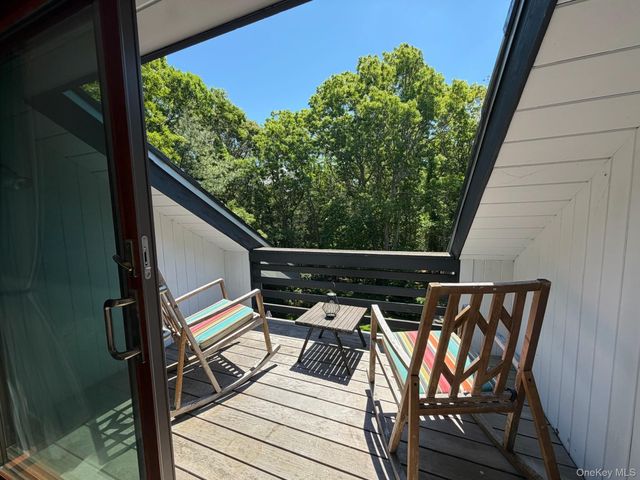 78 Shadom Lane, East Hampton, NY 11937