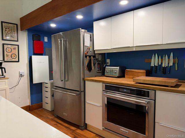 78 Shadom Lane, East Hampton, NY 11937