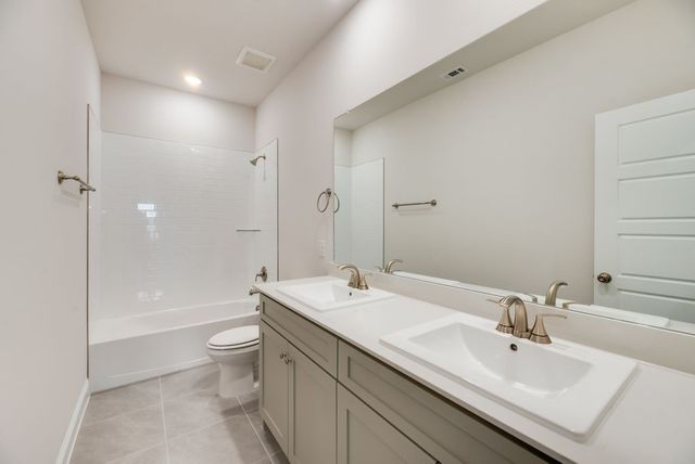 2300 La Jolla Drive, Rowlett, TX 75088