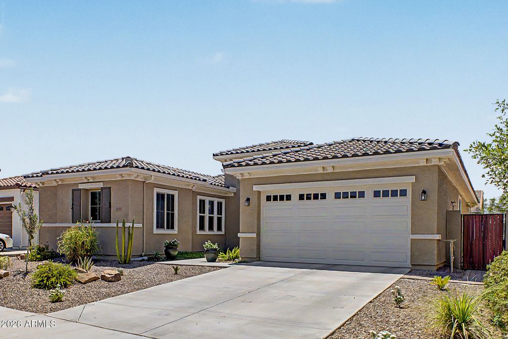 19451 E APRICOT Lane, Queen Creek, AZ 85142 — photo 2