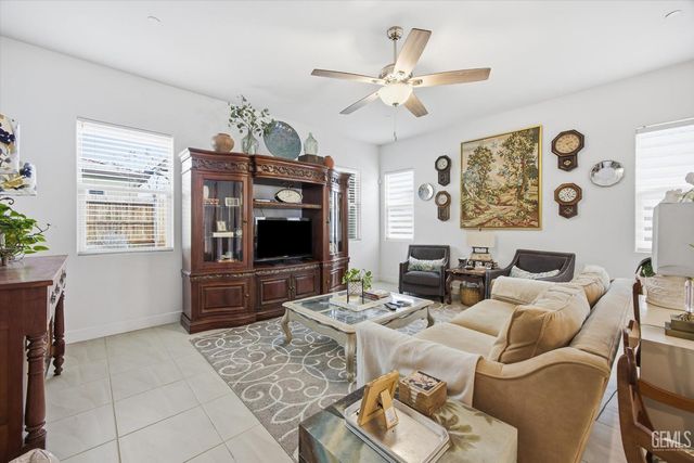 9106 Del Palma Drive, Bakersfield, CA 93314