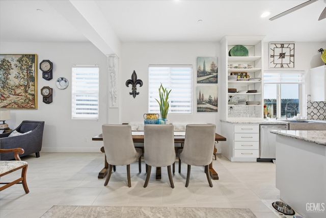 9106 Del Palma Drive, Bakersfield, CA 93314