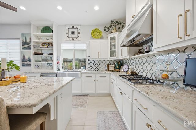 9106 Del Palma Drive, Bakersfield, CA 93314