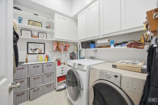 9106 Del Palma Drive, Bakersfield, CA 93314