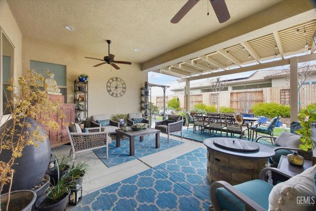 9106 Del Palma Drive, Bakersfield, CA 93314