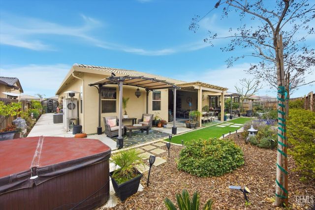 9106 Del Palma Drive, Bakersfield, CA 93314