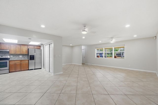 3391 SW 15th Court, Fort Lauderdale, FL 33312