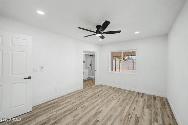 6124 W KEIM Drive, Glendale, AZ 85301